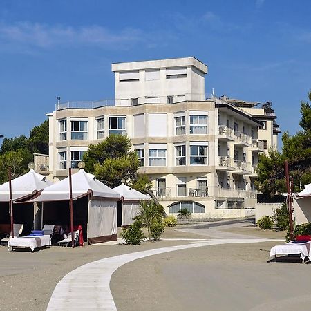 Hotel Petit Palais Lido di Venezia Exterior photo